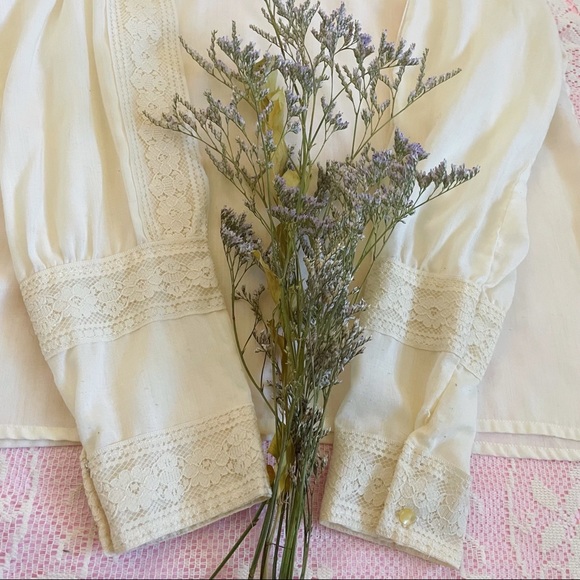 Lacy Vintage Blouse Gunne Sax vibes - Picture 4 of 6